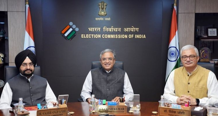 ECI Says SIR Decisions Were Unanimous Amid Reported Dissent by Election Commissioners